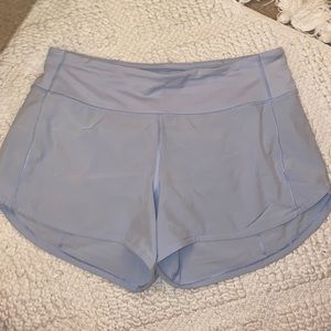 Lululemon Speed Up Mid-Rise Line Shorts 4”